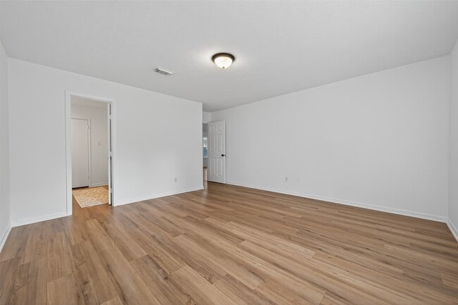 Building Photo - 3815 Brook Shadow Dr