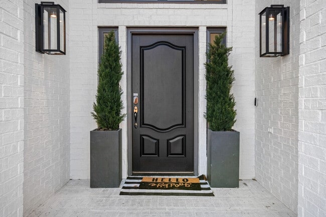 Building Photo - 6508 Stone Lake Dr