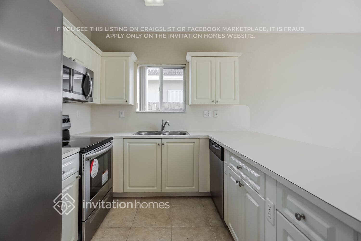 Building Photo - 28550 SW 131st Ct