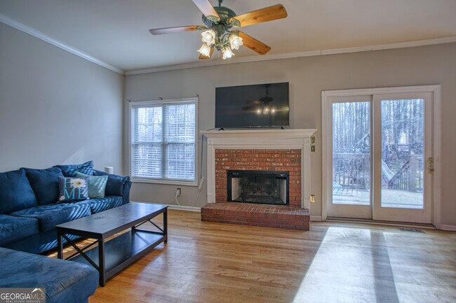 Building Photo - 3633 Elinburg Cove Trail NE