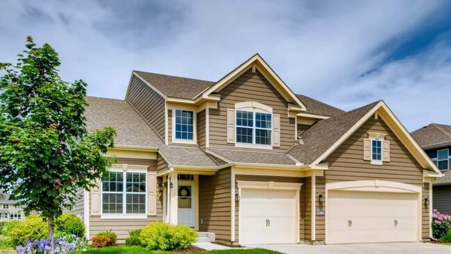 Building Photo - Perfect 5 bedroom count Home in Plymouth