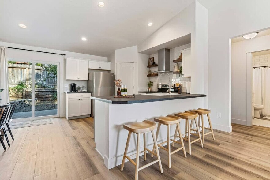 Building Photo - 44 S Sugar Loop Ln