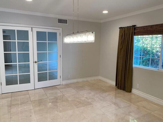 Building Photo - 4 Rent now at Calvena Drive