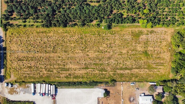 Building Photo - 14350 SW 232nd St