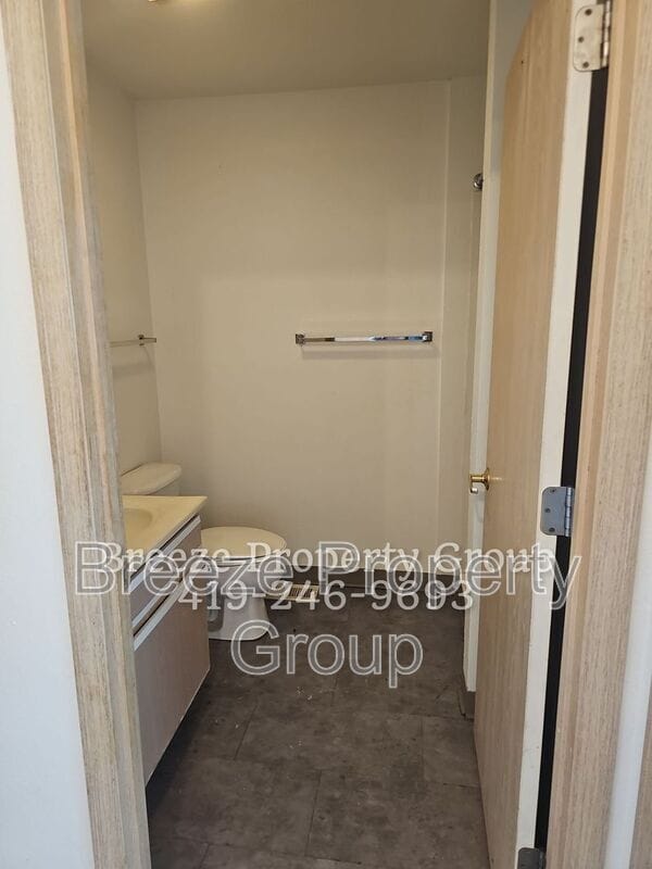 Building Photo - 18 Southard Ave