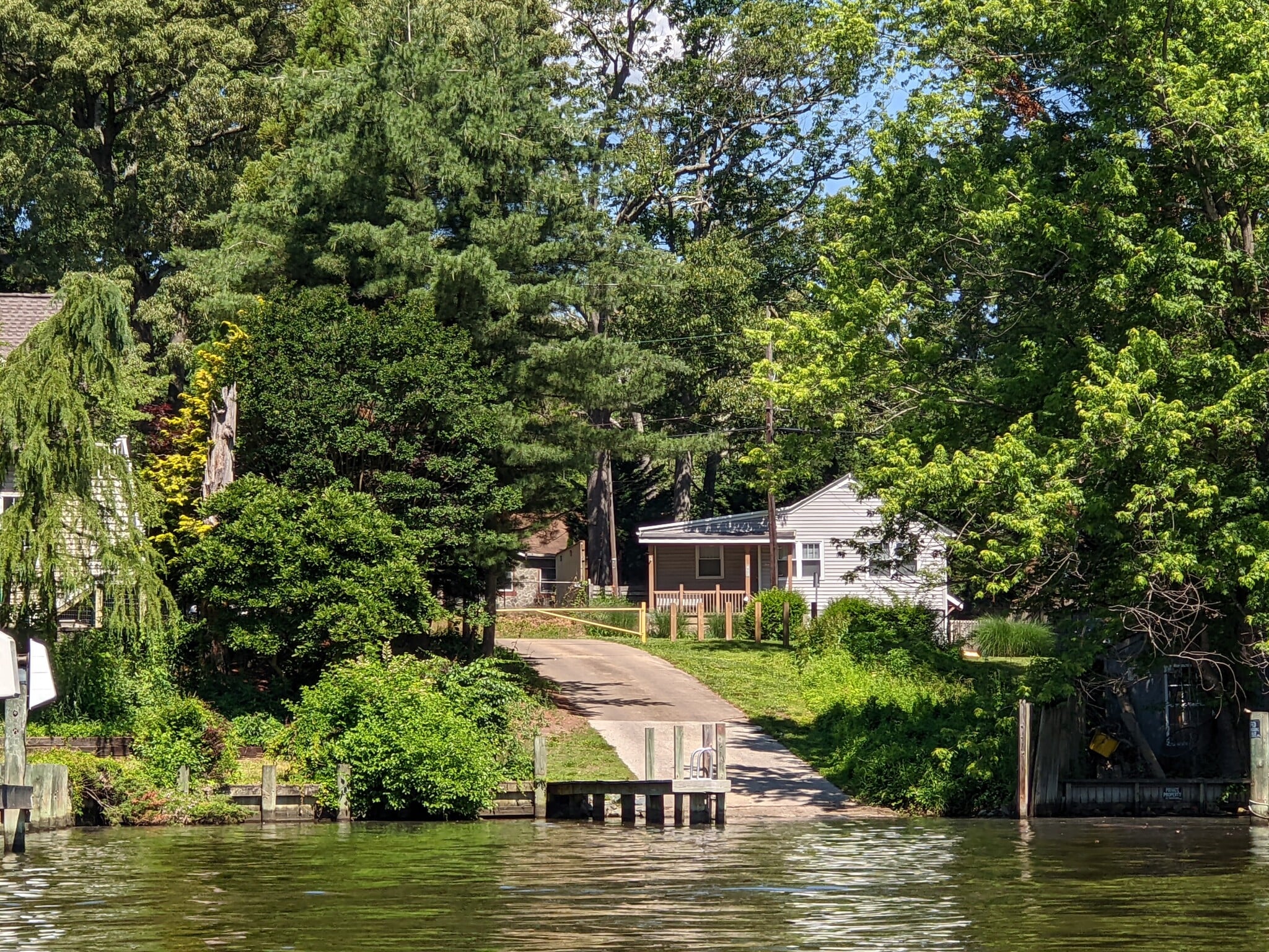Right on the community boat ramp! - 493 Riverside Dr