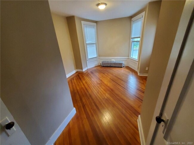 Building Photo - 39 Division St