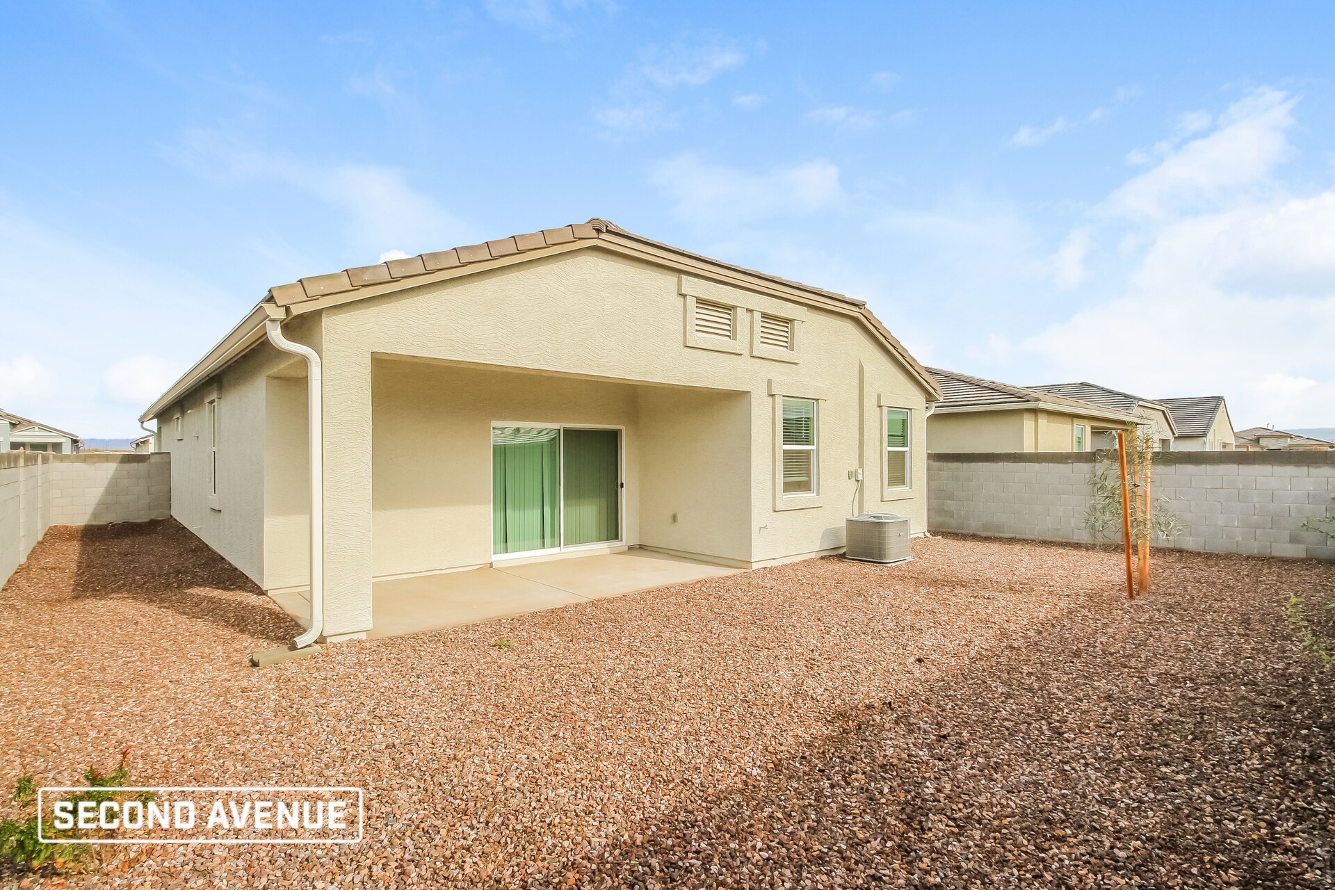 Building Photo - 18363 W Artemisa Ave