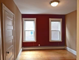 Building Photo - 16F