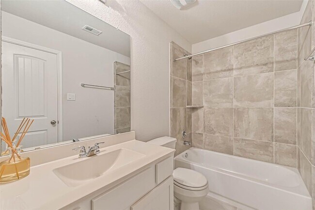 Building Photo - 77 Indian Wells Dr