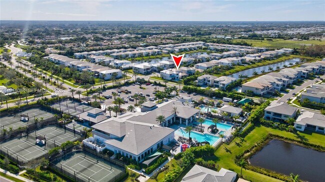 Building Photo - 8525 Crystal Downs Ave