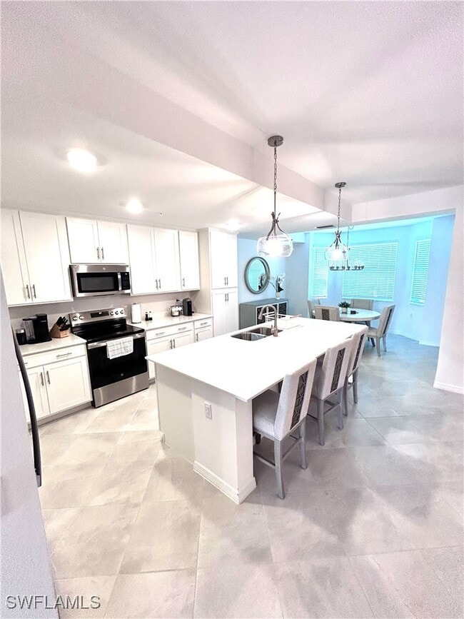 Building Photo - 14211 Heritage Landing Blvd