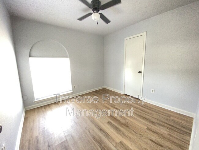 Building Photo - 3519 Winslow Dr