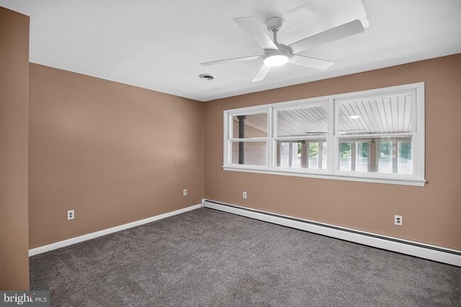 Building Photo - 930 Sykesville Rd