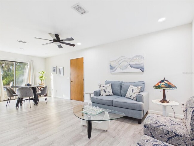 Building Photo - 7686 SW 81st St