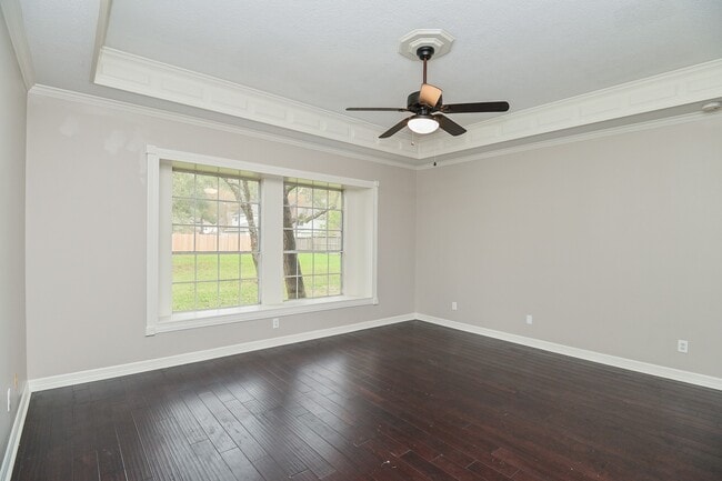 Building Photo - 17910 Moss Point Dr