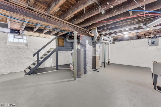 Building Photo - 1501 Botany Ave