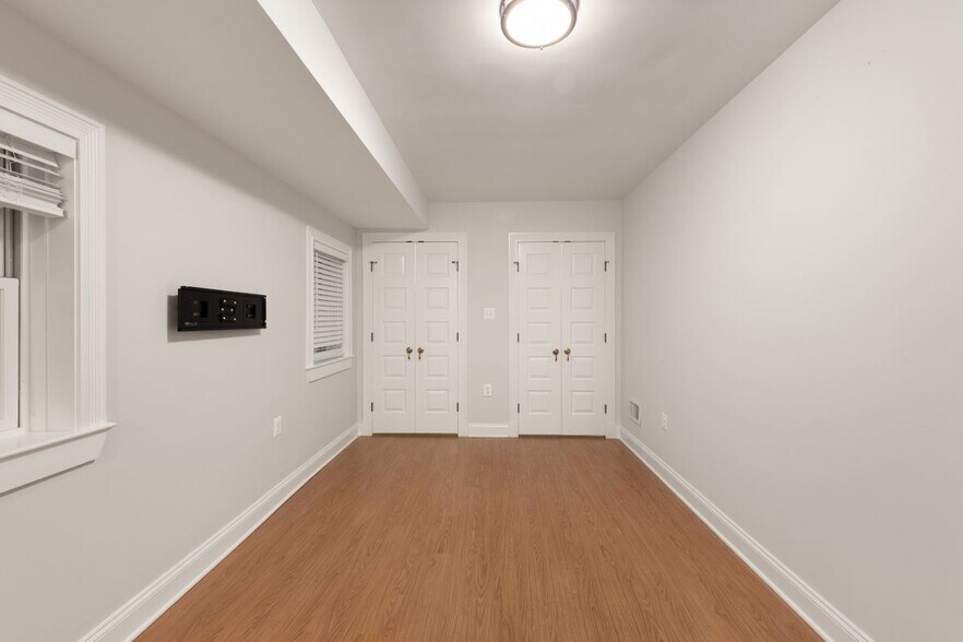 Building Photo - 3459 Holmead Pl NW