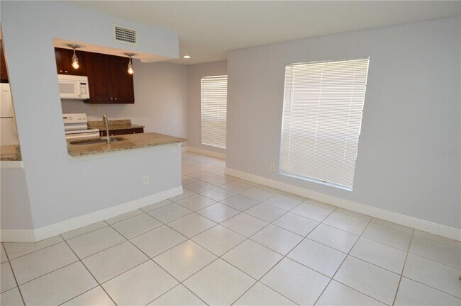 Building Photo - 8709 Fancy Finch Dr