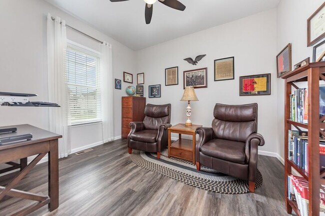 Building Photo - 7809 Bexley Ln