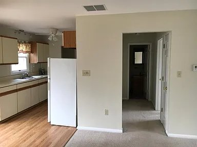 Building Photo - 385 Magnolia Rd