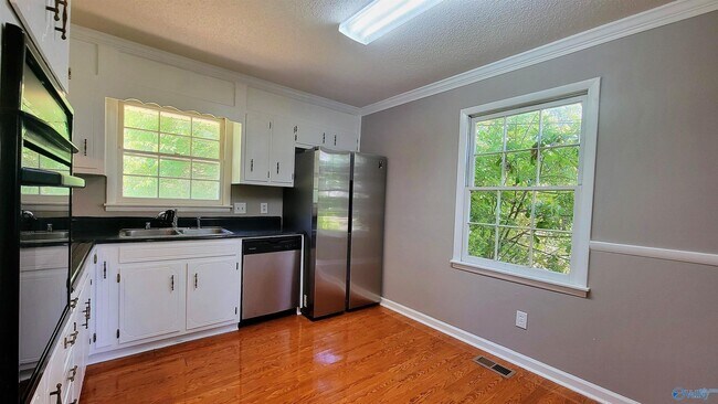 Building Photo - 6010 Ellington Rd NW