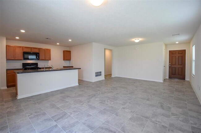 Building Photo - 11663 Rosewood Forest Ct
