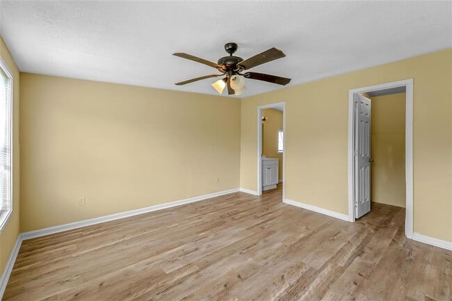 Building Photo - 2789 Avondale St