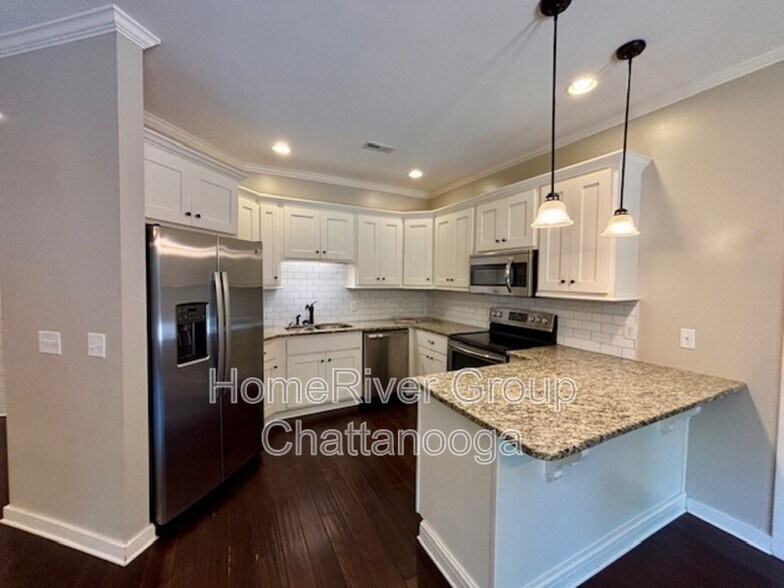 Building Photo - 4558 Pattentown Rd