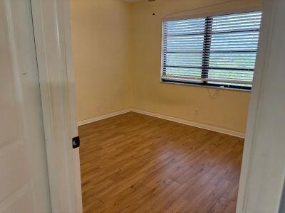 Building Photo - 4640 Lucerne Lakes Blvd W
