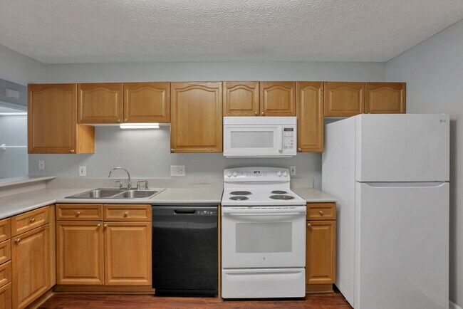 Building Photo - 2623 Landings Way