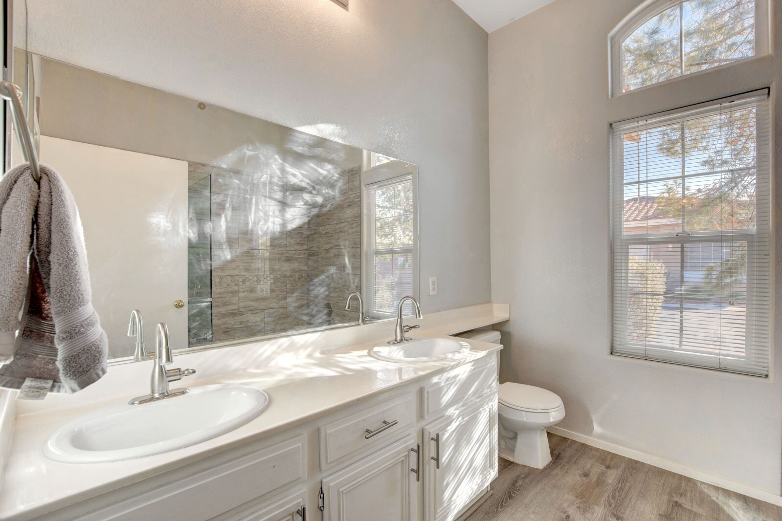 Building Photo - 2890 Red Rooster Ct