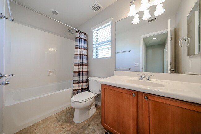 Building Photo - 16039 N 19th Dr