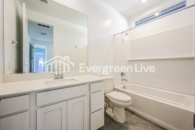 Building Photo - 9834 W Verde Ln