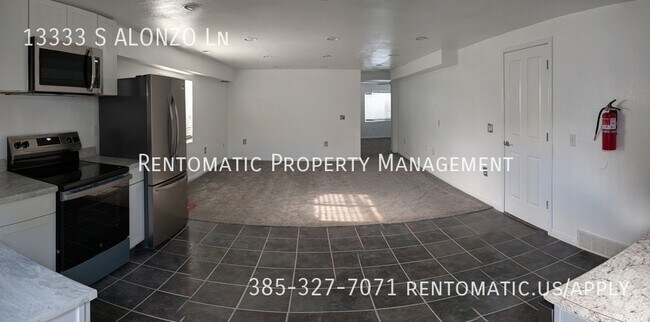 Building Photo - 13333 Alonzo Ln