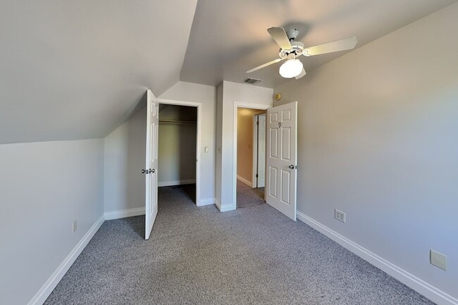 Building Photo - 2620 J St