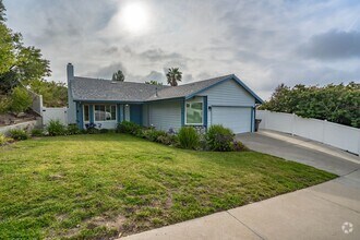 Building Photo - Fully Furnished 3 Bedroom Home for Rent in...