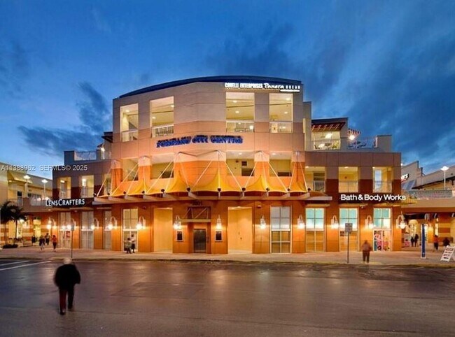 Building Photo - 1690 NE 25th Ave