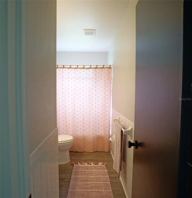 Building Photo - 1010 Mainsail Way