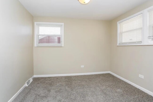 Building Photo - 1545 23rd Ave