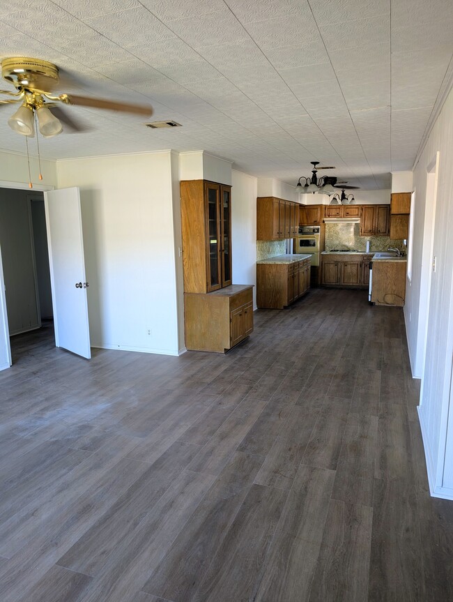 Building Photo - 2810 Gandy Ave