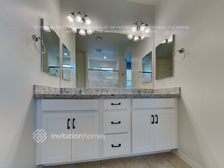 Building Photo - 34023 N Casey Ln