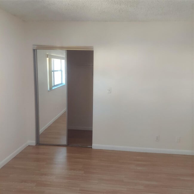 Building Photo - 5409 NW 27th St