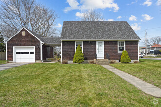 Building Photo - 47 Lawton Ave