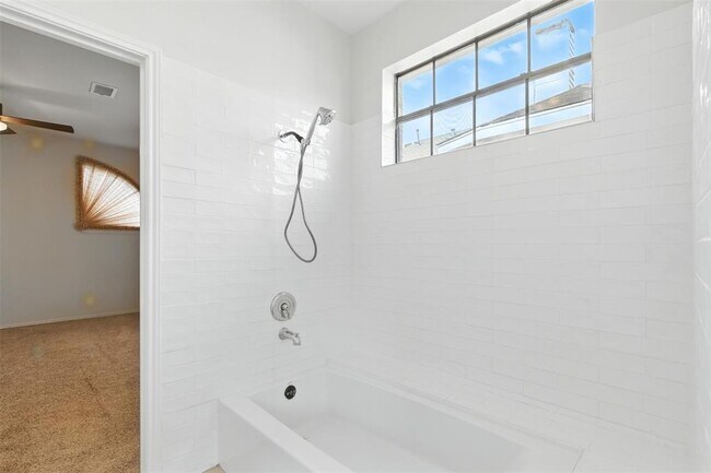 Building Photo - 8888 Benning Dr