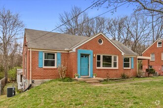 Building Photo - 2603 Sandy Dr