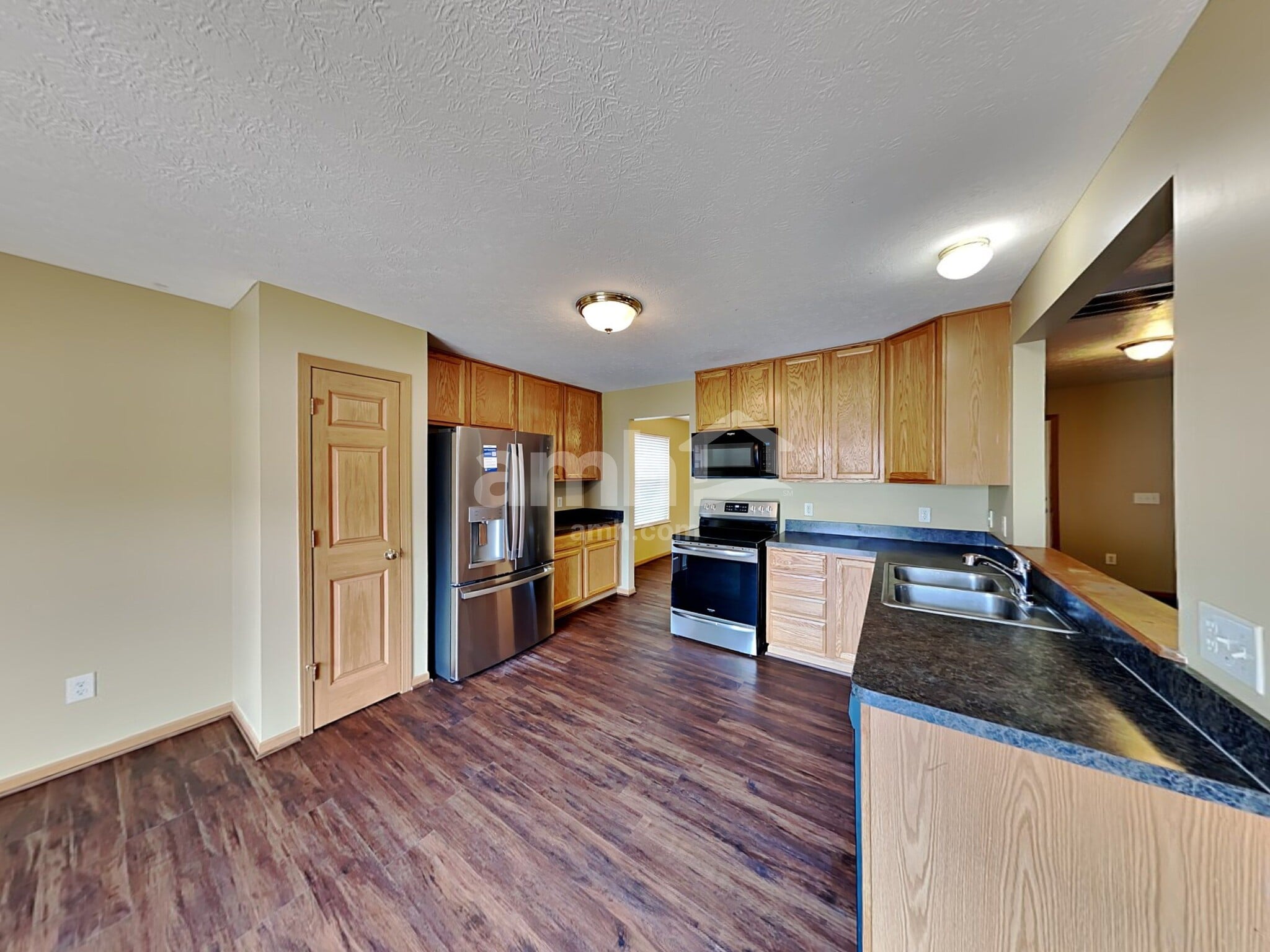 Building Photo - 6909 Spring Bloom Dr