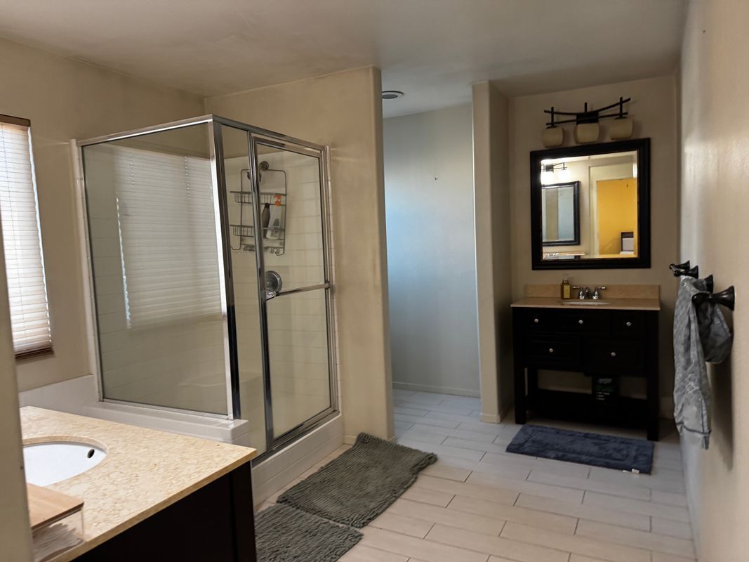 Building Photo - 44130 Catsue Pl