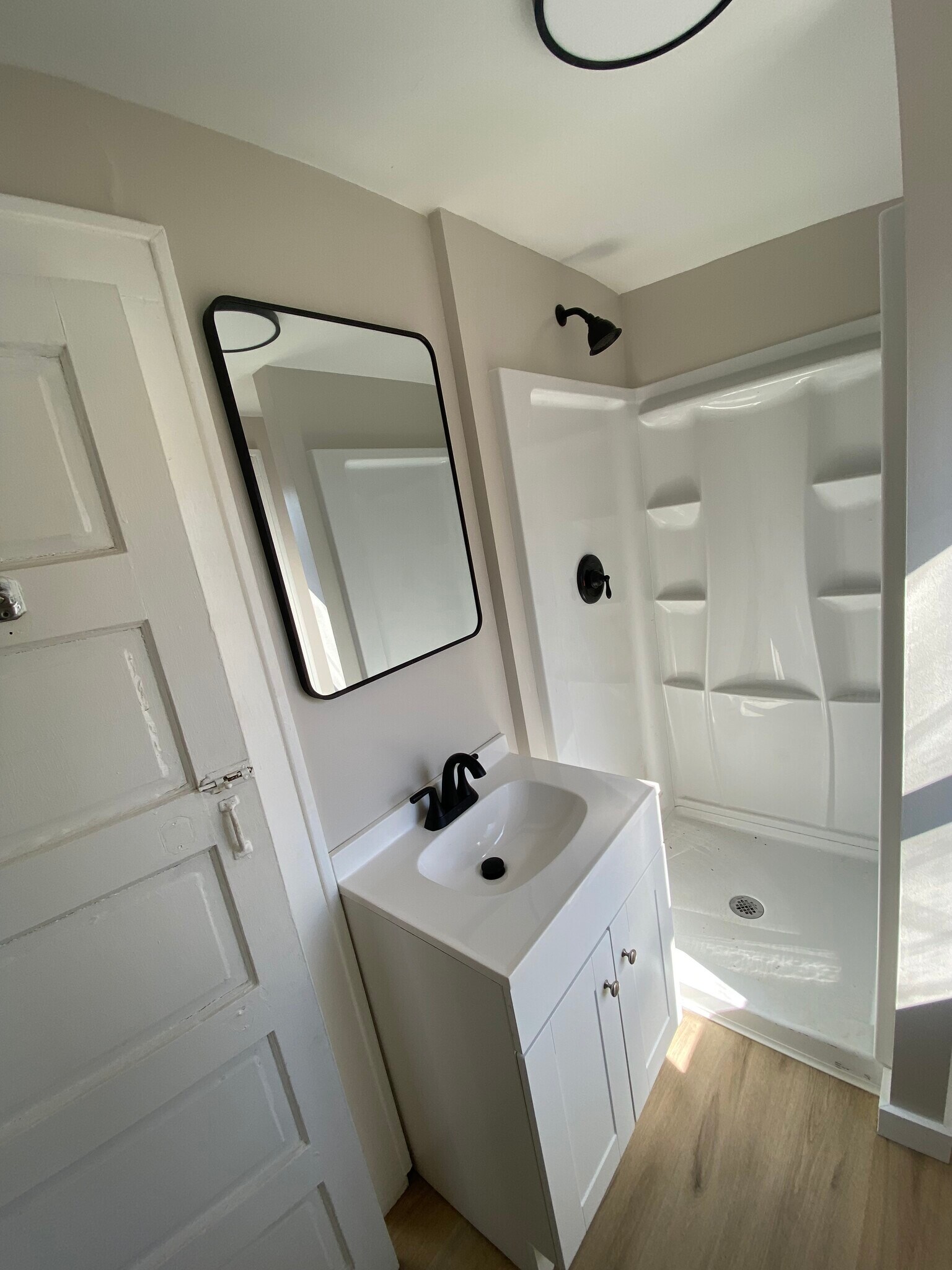 Building Photo - 1019 Chenango St