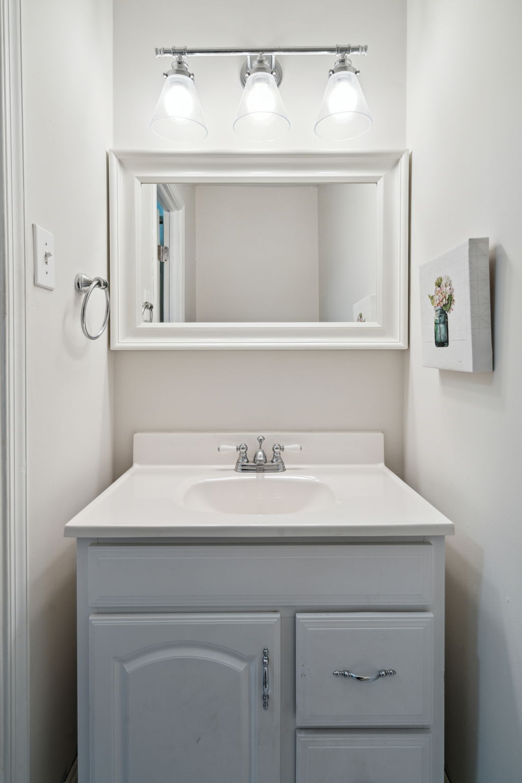 Main Level Half Bath - 100 Rennard Ter